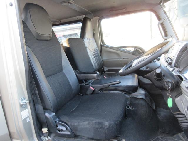 キャンター Wキャブ 6人乗り 鉄床 ETC ナビ リヤヒーター 電格ミラー(32枚目)