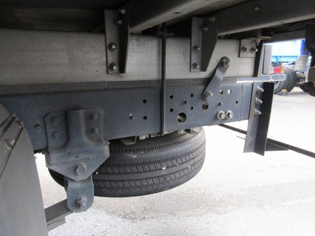 デュトロ 　アルミバン　１０尺　サイド扉　木床　ラッシング１段　ＥＴＣ　バックカメラ　ナビ　電格ミラー（7枚目）