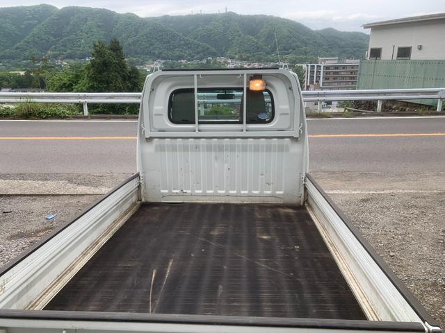 ＮＴ１００クリッパートラック ＤＸ　パワステ　４ＷＤ　５ＭＴ　３方開　エアコン（13枚目）