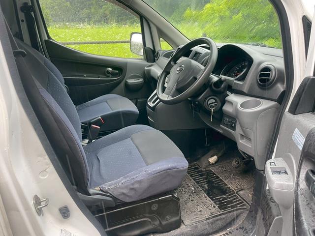ＮＶ２００バネットバン ＧＸ　福祉車両　バックカメラ　車椅子１名使用（24枚目）