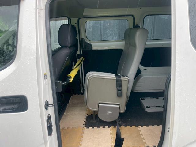 ＮＶ２００バネットバン ＧＸ　福祉車両　バックカメラ　車椅子１名使用（26枚目）