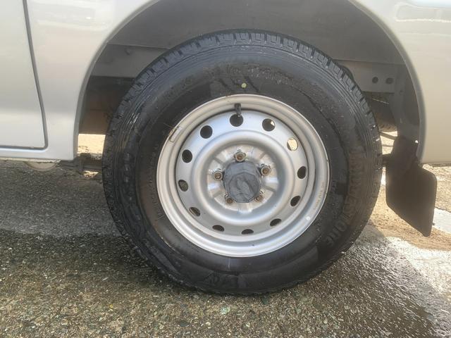 バネットバン ＧＬ　５ＭＴ　ＥＴＣ　４ＷＤ　ＰＷ　ルーフキャリア　寒冷地仕様　パワステ　パワーウィンドウ　エアバック　パートタイム４ＷＤ　ＡＢＳ　ＡＣ（11枚目）