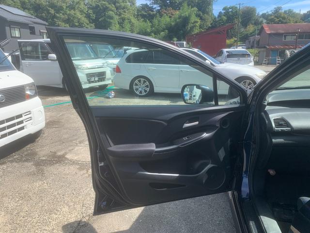 オデッセイ Mファインスピリット エアロパッケージ エアB リモコンキー PS 全カメラ PW ETC付き ABS DVD サイドカメラ USBポート ダブルエアコン リアカメラ AUTOエアコン(19枚目)