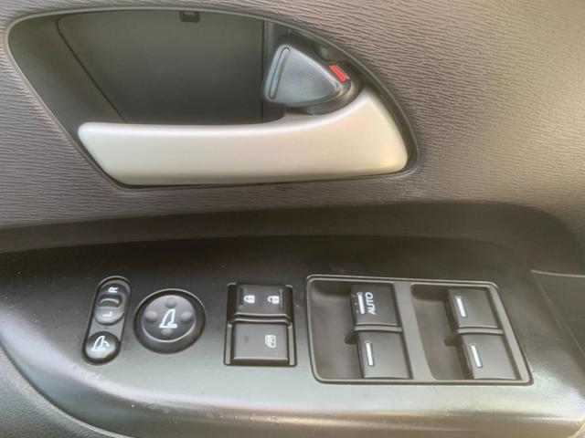 オデッセイ Mファインスピリット エアロパッケージ エアB リモコンキー PS 全カメラ PW ETC付き ABS DVD サイドカメラ USBポート ダブルエアコン リアカメラ AUTOエアコン(23枚目)