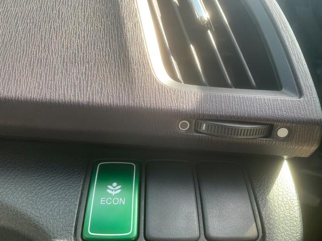 オデッセイ Mファインスピリット エアロパッケージ エアB リモコンキー PS 全カメラ PW ETC付き ABS DVD サイドカメラ USBポート ダブルエアコン リアカメラ AUTOエアコン(26枚目)