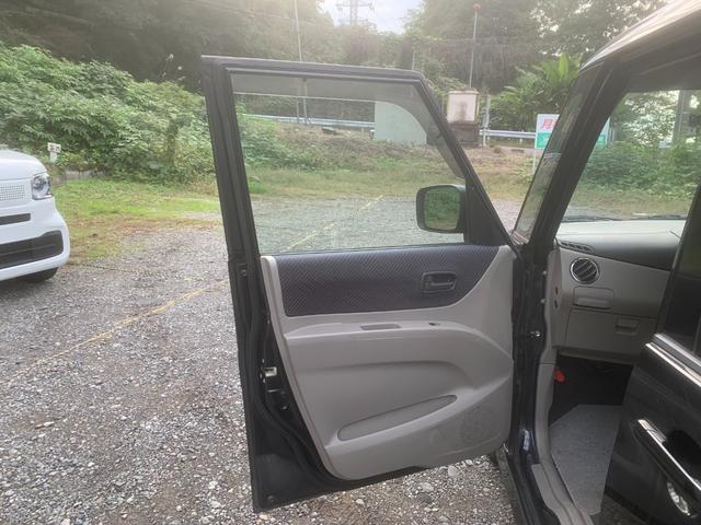 パレット T 両側パワスラ ターボ 運転席助手席エアバック セキュリティーアラーム 電格ドアミラー パワーステアリング 衝突安全ボディ フルフラットシート フルオートエアコン ベンチS パワーウィンドウ(17枚目)