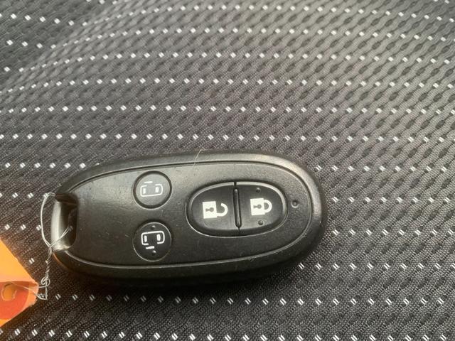 パレット T 両側パワスラ ターボ 運転席助手席エアバック セキュリティーアラーム 電格ドアミラー パワーステアリング 衝突安全ボディ フルフラットシート フルオートエアコン ベンチS パワーウィンドウ(29枚目)