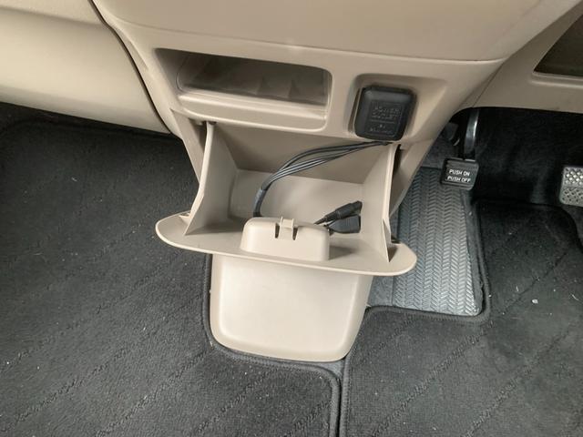 N-BOX G スマキ- AUTOエアコン バックモニタ- イモビライザー フロントベンチシート WエアB エアB キーフリーシステム 衝突安全ボディ PW 横滑防止 ABS パワーステアリング(31枚目)