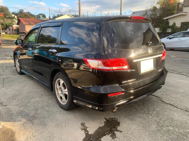 オデッセイ Mファインスピリット エアロパッケージ エンジンスターター Bカメ USBポート リモコンキー 電格ミラー フルフラット 三列シート 盗難防止システム ETC付き 両席エアバック サイドカメラ 衝突安全ボディ ダブルエアコン(5枚目)