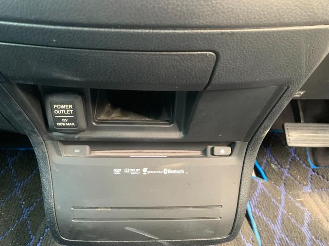 オデッセイ Mファインスピリット エアロパッケージ エンジンスターター Bカメ USBポート リモコンキー 電格ミラー フルフラット 三列シート 盗難防止システム ETC付き 両席エアバック サイドカメラ 衝突安全ボディ ダブルエアコン(32枚目)