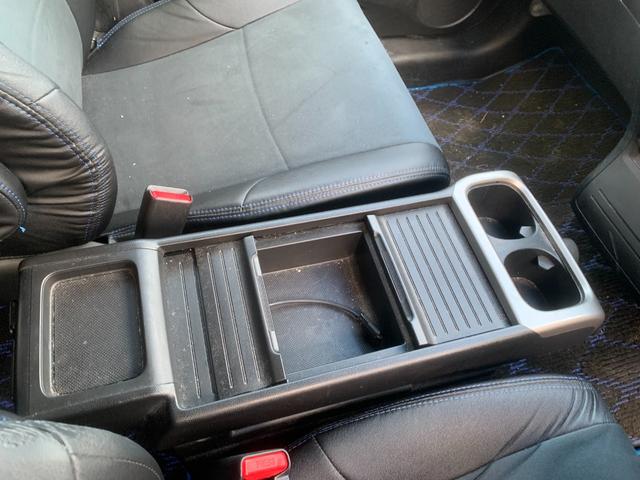 オデッセイ Mファインスピリット エアロパッケージ エンジンスターター Bカメ USBポート リモコンキー 電格ミラー フルフラット 三列シート 盗難防止システム ETC付き 両席エアバック サイドカメラ 衝突安全ボディ ダブルエアコン(43枚目)