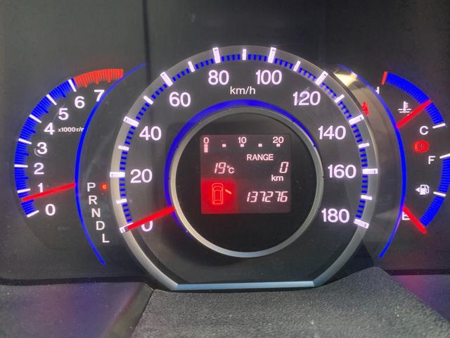 オデッセイ Mファインスピリット エアロパッケージ エンジンスターター Bカメ USBポート リモコンキー 電格ミラー フルフラット 三列シート 盗難防止システム ETC付き 両席エアバック サイドカメラ 衝突安全ボディ ダブルエアコン(48枚目)