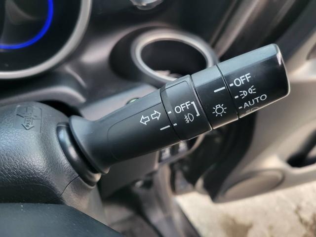 N-BOXカスタム G スマートキー&プッシュスタート SRS WエアB 横滑り防止 パワーステアリング マニュアルエアコン セキュリティ ECONモード PW キーフリー ベンチシート ABS(25枚目)