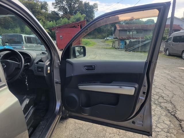 エクストレイル 20S バックカメラ ドラレコ 衝突安全ボディ エアコン キーレスエントリー パワーウィンドウ 電格ミラー パワーステアリング ABS インテリキー ETC付き(13枚目)