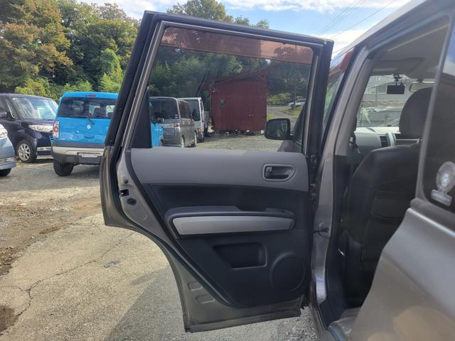 エクストレイル 20S バックカメラ ドラレコ 衝突安全ボディ エアコン キーレスエントリー パワーウィンドウ 電格ミラー パワーステアリング ABS インテリキー ETC付き(18枚目)