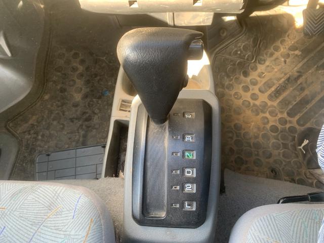 クリッパーバン 　パワステ　エアコン　両面スライドドア　エアバッグ　タイミングベルト交換歴　キーレス（29枚目）