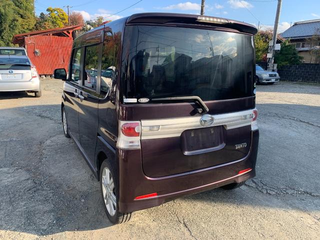 タント カスタムＲＳ　ターボ　ＭＯＭＯステ　セキュリティ　左パワスラ　運転席助手席エアバッグ　インテリジェントキー　ＡＵＴＯエアコン　リモコンキー　パワーウインド　安全ボディ　シートヒーター　運転席エアバック　ＢＴ接続（5枚目）