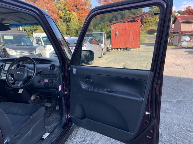 タント カスタムＲＳ　ターボ　ＭＯＭＯステ　セキュリティ　左パワスラ　運転席助手席エアバッグ　インテリジェントキー　ＡＵＴＯエアコン　リモコンキー　パワーウインド　安全ボディ　シートヒーター　運転席エアバック　ＢＴ接続（10枚目）