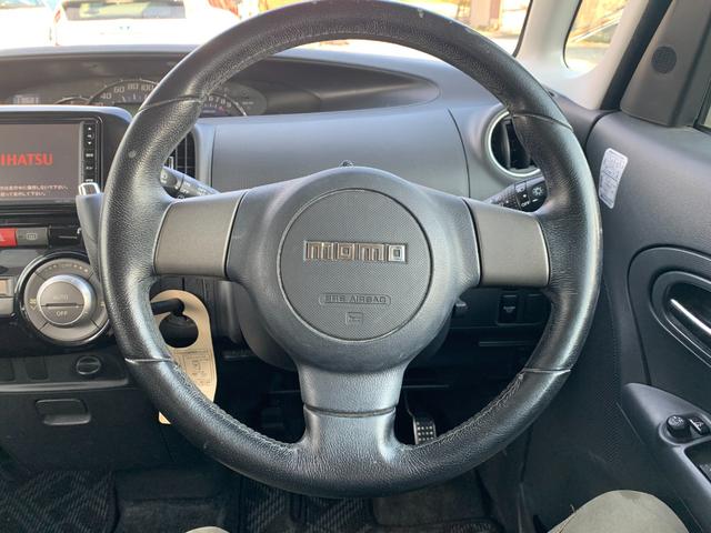 タント カスタムＲＳ　ターボ　ＭＯＭＯステ　セキュリティ　左パワスラ　運転席助手席エアバッグ　インテリジェントキー　ＡＵＴＯエアコン　リモコンキー　パワーウインド　安全ボディ　シートヒーター　運転席エアバック　ＢＴ接続（16枚目）