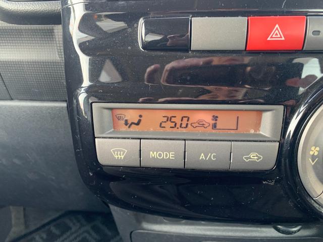 タント カスタムＲＳ　ターボ　ＭＯＭＯステ　セキュリティ　左パワスラ　運転席助手席エアバッグ　インテリジェントキー　ＡＵＴＯエアコン　リモコンキー　パワーウインド　安全ボディ　シートヒーター　運転席エアバック　ＢＴ接続（29枚目）