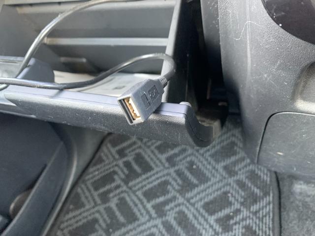 タント カスタムＲＳ　ターボ　ＭＯＭＯステ　セキュリティ　左パワスラ　運転席助手席エアバッグ　インテリジェントキー　ＡＵＴＯエアコン　リモコンキー　パワーウインド　安全ボディ　シートヒーター　運転席エアバック　ＢＴ接続（32枚目）