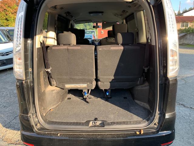 セレナ ハイウェイスター　Ｓ－ハイブリッド　リアモニター　スマートエントリー　Ｗエアコン　衝突安全ボディ　寒冷地仕様　ＢＴ　３列シート　フルフラットシート　オートクルーズ　セキュリティ　ウォークスルー　ＡＢＳ　キーレス　パワーウィンドウ（35枚目）