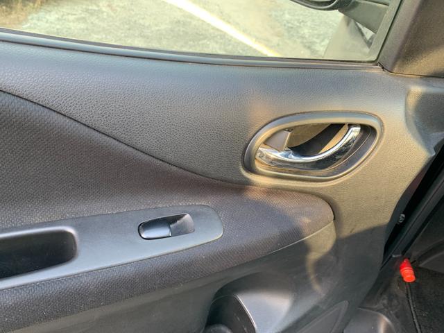 セレナ ハイウェイスター　Ｓ－ハイブリッド　リアモニター　スマートエントリー　Ｗエアコン　衝突安全ボディ　寒冷地仕様　ＢＴ　３列シート　フルフラットシート　オートクルーズ　セキュリティ　ウォークスルー　ＡＢＳ　キーレス　パワーウィンドウ（51枚目）