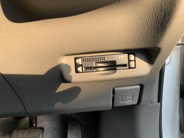 プリウス G 衝突安全ボディ Aストップ スマ-トキ- パワーステアリング エアバック サイドエアバック AAC クルコン イモビライザー ESC キーフリーシステム パワーウィンドウ ABS WエアバッグETC(14枚目)