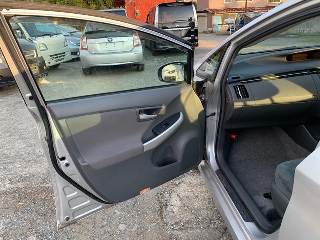 プリウス G 衝突安全ボディ Aストップ スマ-トキ- パワーステアリング エアバック サイドエアバック AAC クルコン イモビライザー ESC キーフリーシステム パワーウィンドウ ABS WエアバッグETC(38枚目)