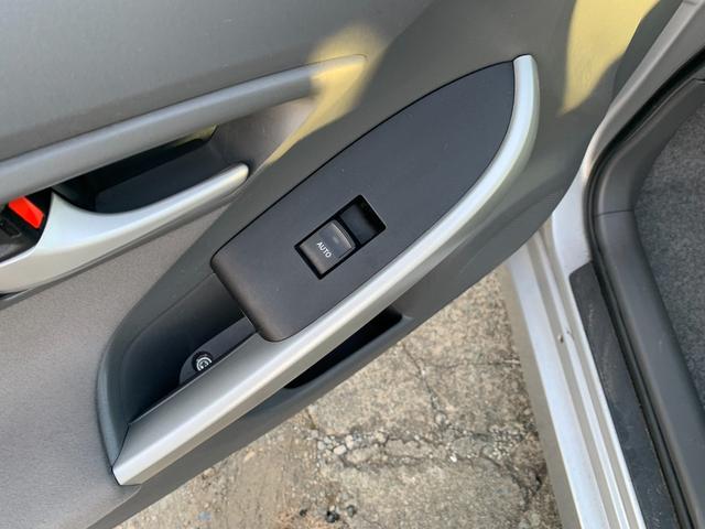 プリウス G 衝突安全ボディ Aストップ スマ-トキ- パワーステアリング エアバック サイドエアバック AAC クルコン イモビライザー ESC キーフリーシステム パワーウィンドウ ABS WエアバッグETC(40枚目)