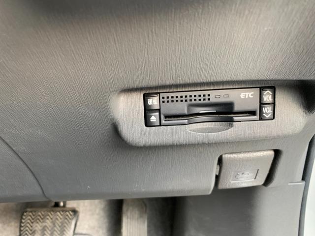 プリウス S アイドリングストップ搭載 インテリキー デュアルエアバック エアB イモビライザー AUTOエアコン 横スベリ防止 衝突安全ボディ ABS サイドエアバッグ パワーウィンドウ ETTC(15枚目)