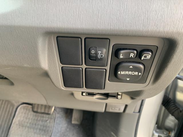 プリウス S アイドリングストップ搭載 インテリキー デュアルエアバック エアB イモビライザー AUTOエアコン 横スベリ防止 衝突安全ボディ ABS サイドエアバッグ パワーウィンドウ ETC(14枚目)