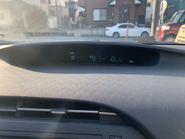 プリウス S アイドリングストップ搭載 インテリキー デュアルエアバック エアB イモビライザー AUTOエアコン 横スベリ防止 衝突安全ボディ ABS サイドエアバッグ パワーウィンドウ ETC(19枚目)