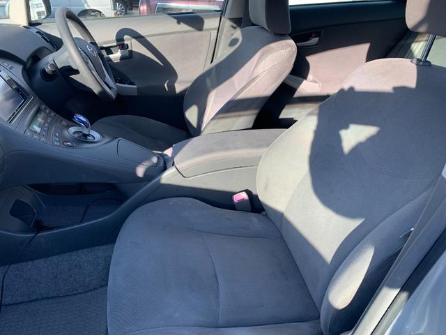 プリウス S アイドリングストップ搭載 インテリキー デュアルエアバック エアB イモビライザー AUTOエアコン 横スベリ防止 衝突安全ボディ ABS サイドエアバッグ パワーウィンドウ ETC(37枚目)