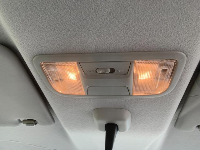 N-BOXカスタム G・Lパッケージ アイドリングストップ車 スマキ- フロントベンチシート パワーウィンドウ 盗難防止システム オートエアコン パワステ キーレスエントリー 両席エアバック ABS 横滑り防止 運転席エアバック(41枚目)