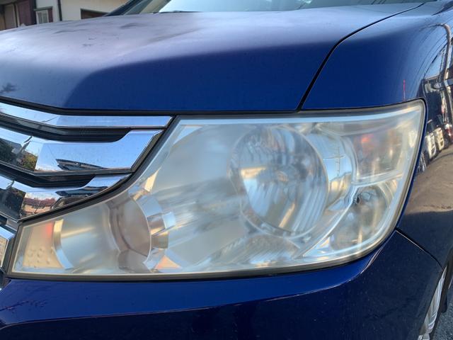 ステップワゴンスパーダ Ｚ　フリップダウンモニター　両側パワスラ横滑防止　イモビ　スマキー　フルフラットシート　バックモニタ－　キーフリー　パワーウィンド　ＥＴＣ付　運転席助手席エアバック　衝突安全ボディ　Ｗエアコン　ＰＳ（9枚目）