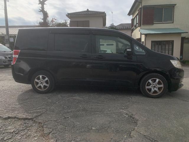 ステップワゴン Ｇ　Ｅセレクション　デュアルエアバッグ　ＥＴＣ　ＰＷ　ＰＳ　盗難防止装置　衝突安全ボディ　運転席エアバック　ＡＢＳ　リアオートエアコン（2枚目）