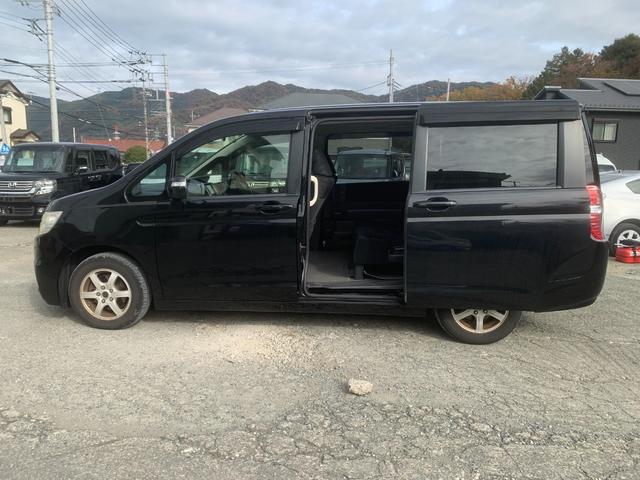 ステップワゴン Ｇ　Ｅセレクション　デュアルエアバッグ　ＥＴＣ　ＰＷ　ＰＳ　盗難防止装置　衝突安全ボディ　運転席エアバック　ＡＢＳ　リアオートエアコン（39枚目）