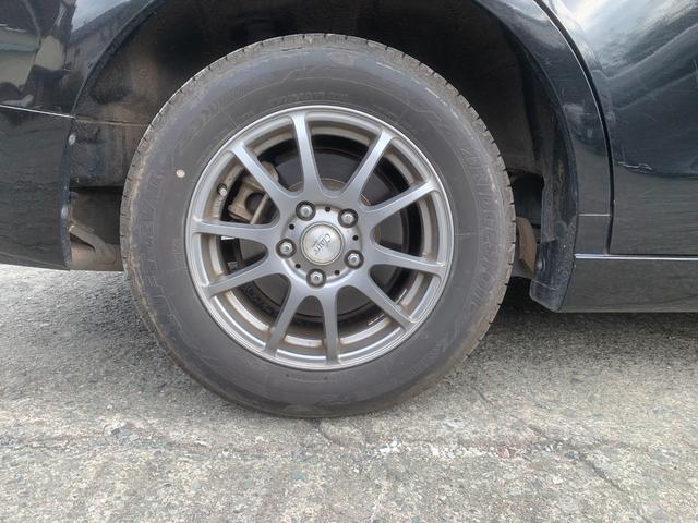 ステップワゴン Ｌ　リアエアコン　ＷＳＲＳ　パワーウインドウ　スマ－トキ－　キーレス　３列　衝突安全ボディ　フルフラットシート　盗難防止システム　パワーステアリング　バックモニ　ウォークスルー　運転席エアバック（11枚目）