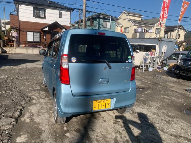 ワゴンＲ ＦＸ　ＥＴＣ　シ－トヒ－タ－　Ａストップ　盗難防止　ＡＵＴＯエアコン　Ｗエアバッグ　フルフラット　キーレス　ＡＢＳ　エアバック　パワーウィンド　ベンチ　パワステ　衝突安全ボディ（5枚目）