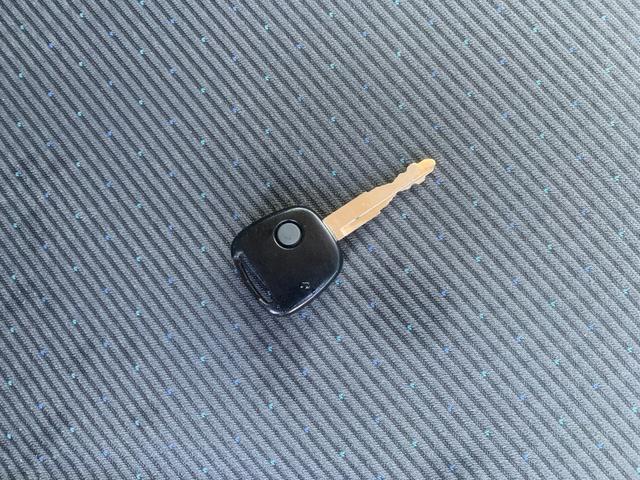 ワゴンＲ ＦＸ　ＥＴＣ　シ－トヒ－タ－　Ａストップ　盗難防止　ＡＵＴＯエアコン　Ｗエアバッグ　フルフラット　キーレス　ＡＢＳ　エアバック　パワーウィンド　ベンチ　パワステ　衝突安全ボディ（13枚目）