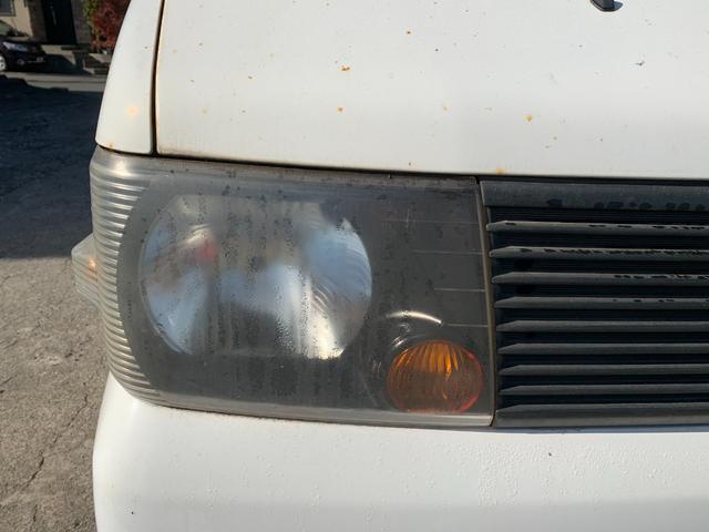 ミニキャブトラック Ｖタイプ　エアコン付　ＰＳ　運転席エアバッグ　３方開　整備記録簿（9枚目）