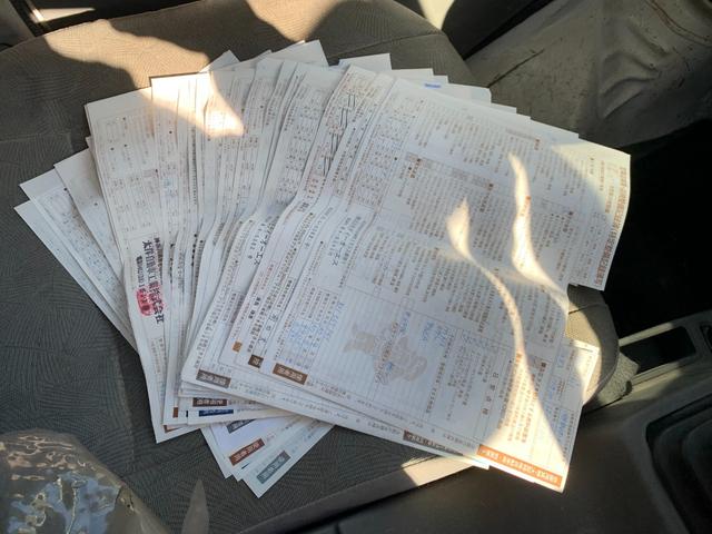 ミニキャブトラック Ｖタイプ　エアコン付　ＰＳ　運転席エアバッグ　３方開　整備記録簿（25枚目）