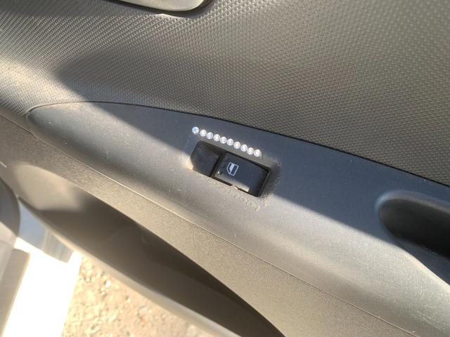 タント カスタムX 片側パワースライドドア 盗難防止付き PW Wエアバッグ SRS フルオートエアコン PS 衝突安全ボディ ABS(32枚目)