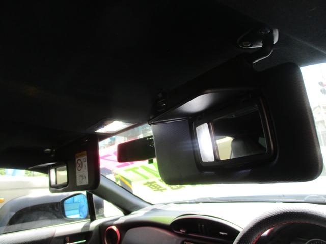 ＢＲＺ Ｓ　新品１９インチアルミ　タイヤ新品　６速　バックカメラ　ＨＩＤライト　ＣＤ（19枚目）