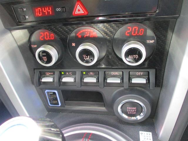 ＢＲＺ Ｓ　新品１９インチアルミ　タイヤ新品　６速　バックカメラ　ＨＩＤライト　ＣＤ（22枚目）