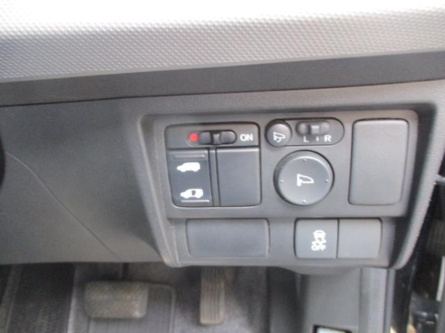 フリードハイブリッド ジャストセレクション 15インチアルミ バックカメラ HIDヘッドランプ 純正セキュリティー ETC Bluetooth 取説 メンテナンスノート HDD フルセグTV DVD CD キーレスECON 片側電動スライドドア(23枚目)