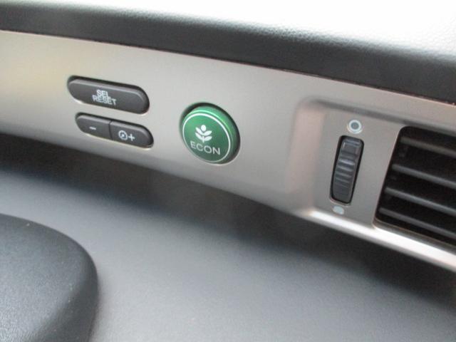 フリードハイブリッド ジャストセレクション 15インチアルミ バックカメラ HIDヘッドランプ 純正セキュリティー ETC Bluetooth 取説 メンテナンスノート HDD フルセグTV DVD CD キーレスECON 片側電動スライドドア(32枚目)