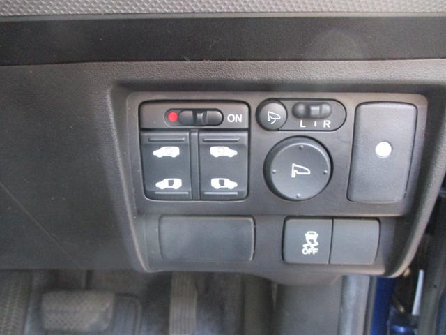 フリードハイブリッド ジャストセレクション フルエアロ 両側パワースライドドア HIDヘッドランプ リアモニター フルセグTV HDD ETC クルーズコントロール バックカメラ Bluetooth 取扱説明書 メンテナンスノート キーレス(25枚目)