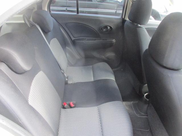 マーチ Ｓ　キーレスエントリー　ＵＳＢ　ＣＤ　ＳＤナビ　ＥＴＣ　ワンセグＴＶ　ハロゲンヘッドランプ　メッキドアノブ（13枚目）